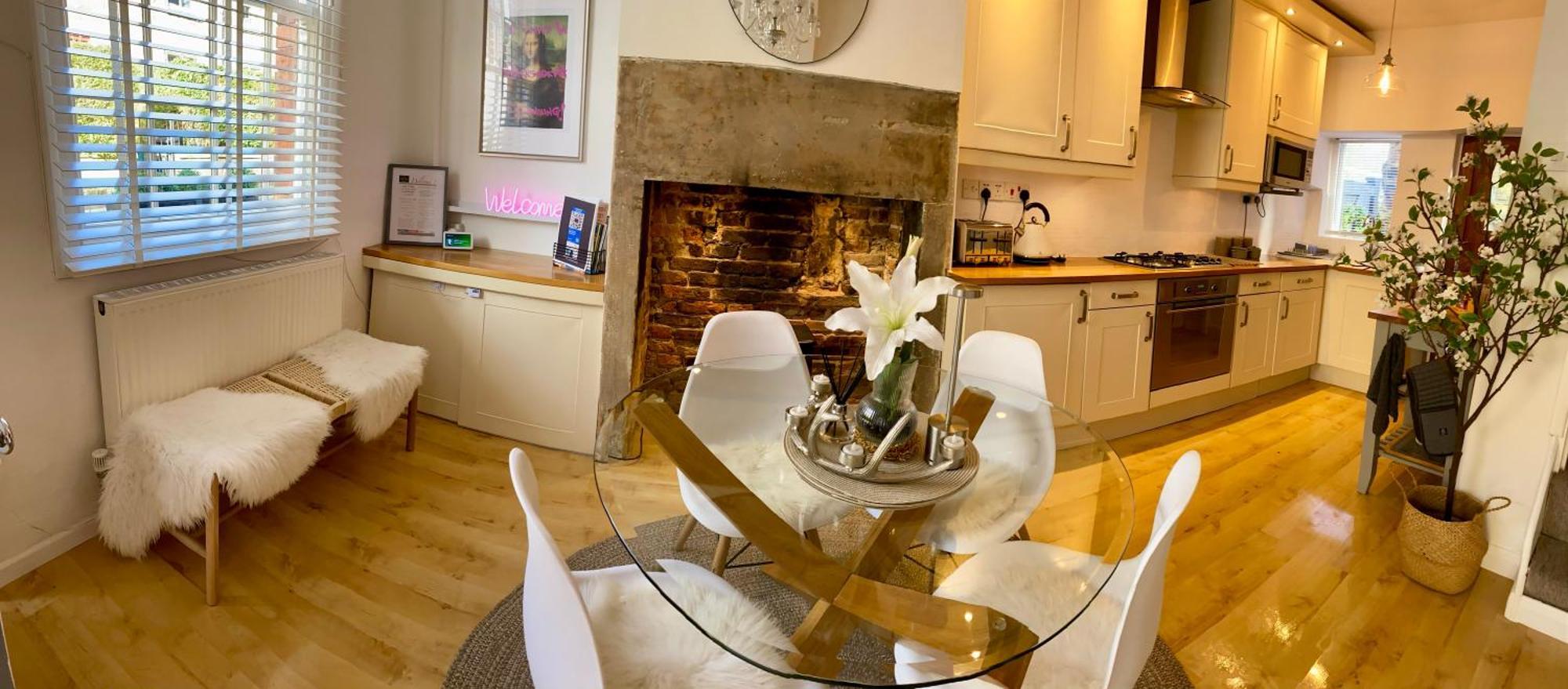 The Tenth House, Grade II Listed Georgian Town House, Wirksworth, Derbyshire, Peak District Cottage, Sleeps 4 Luaran gambar